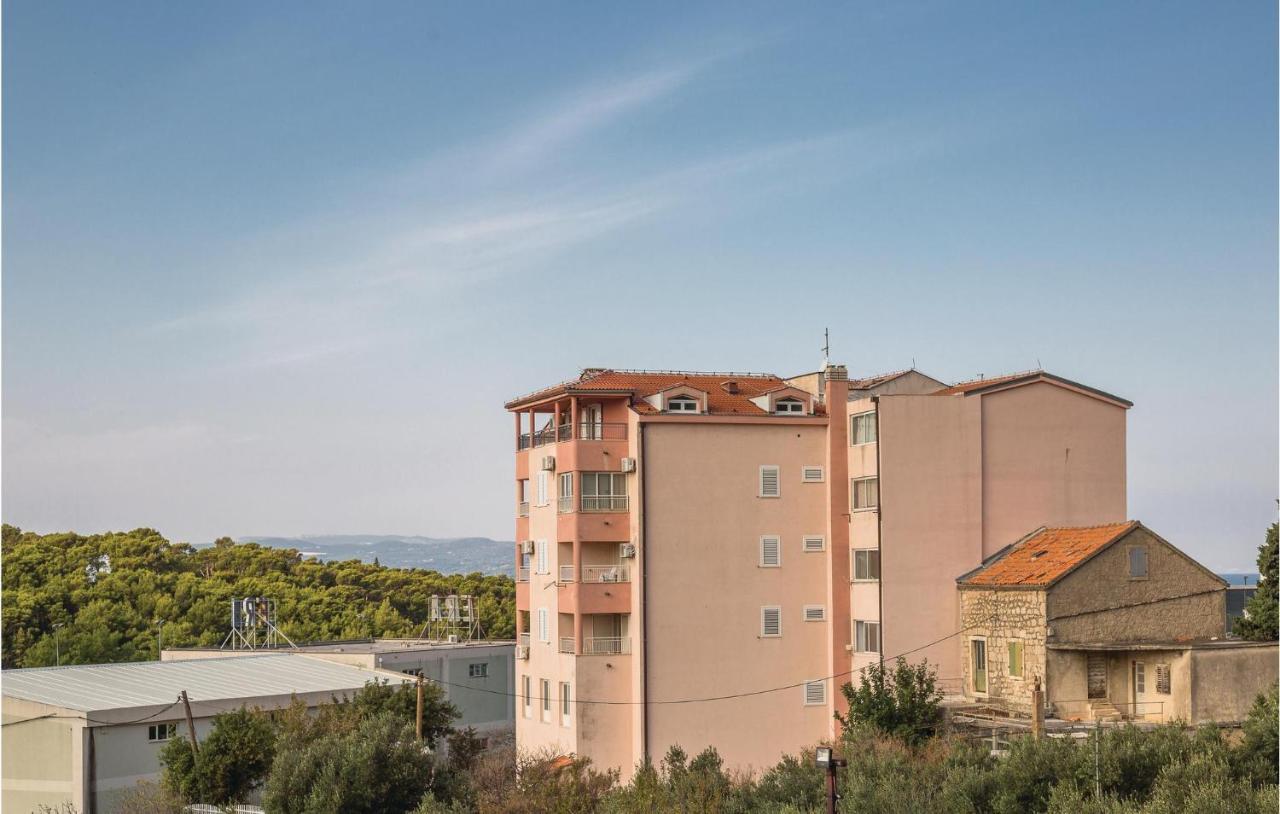 Amazing Apartment In Makarska With Wifi Екстериор снимка